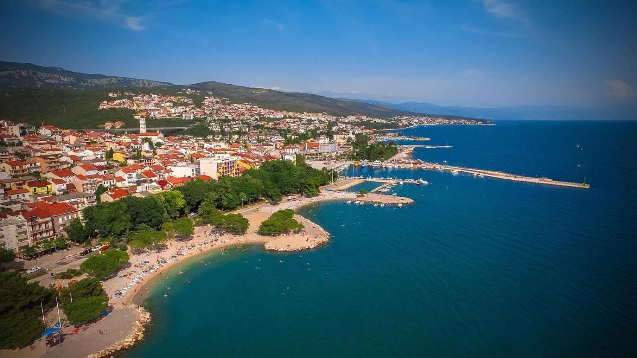 La Villa - Beach House & Rooms Crikvenica Exterior photo