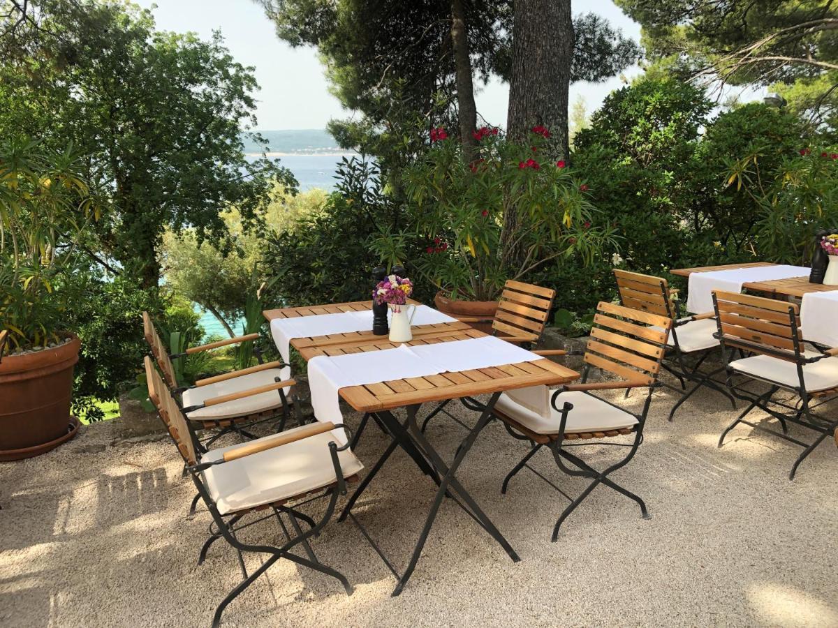 La Villa - Beach House & Rooms Crikvenica Exterior photo